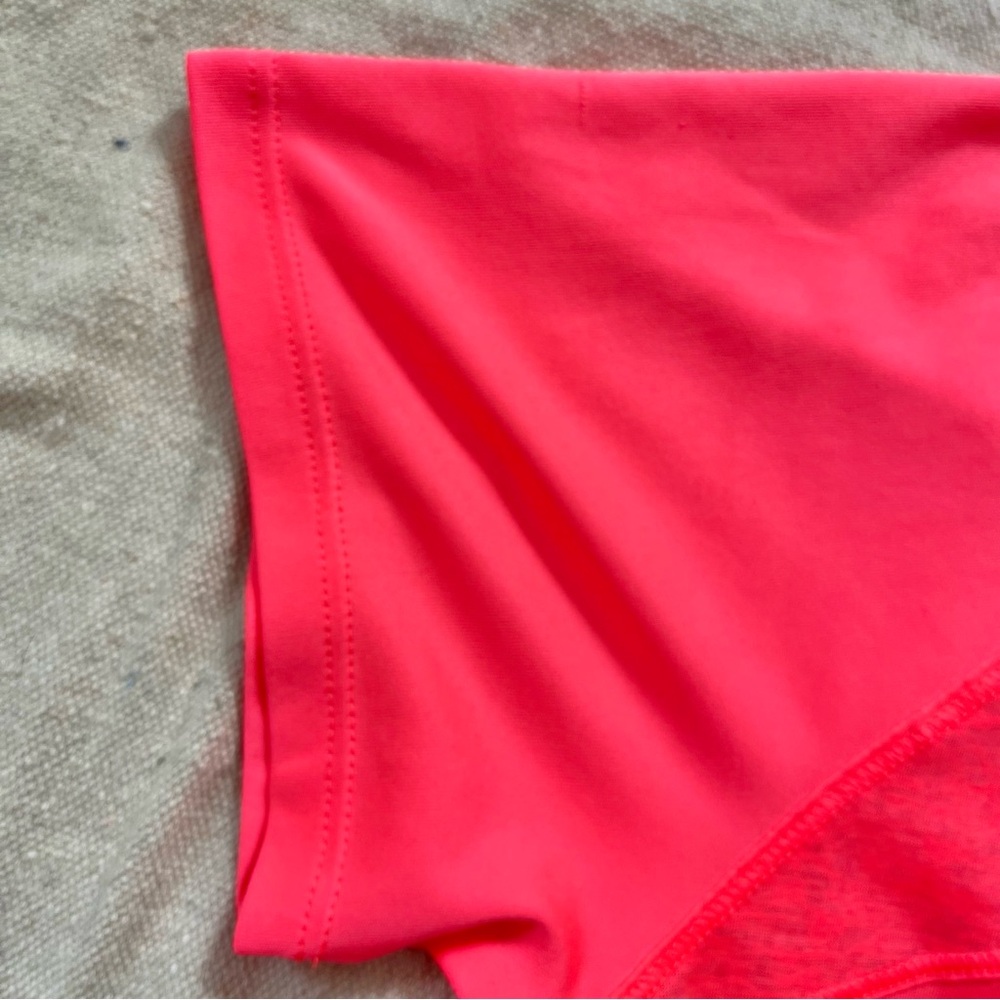2/$20 New Balance Women’s Short Sleeve Crewneck Athletic T-Shirt - Picture 5 of 12
